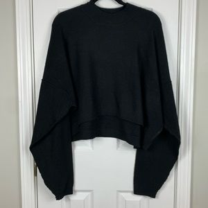 NWT Double Zero black cropped long sleeved sweater size large.